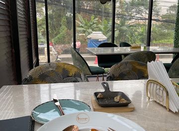 bangladesh/dhaka-division/restaurant/breeze-restaurant