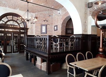 ukraine/chernivtsi/central-square/restaurant/panska-huralnya