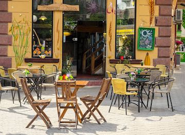bulgaria/northwest-bulgaria/restaurant/vegetarian-restaurant-and-bakery-sun-moon