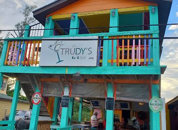 the-bahamas/new-providence/restaurant/the-fish-fry