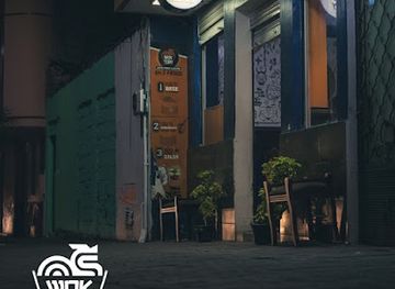 ecuador/oriente/restaurant/wok-town-banos