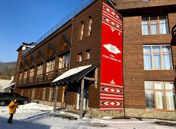 ukraine/hoverla-mountain/restaurant/hora