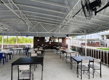 brunei/tutong-river/restaurant/the-fisherman-s-hut