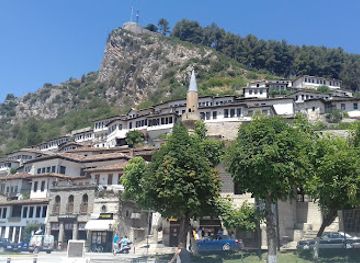 albania/berat/restaurant/beer-house