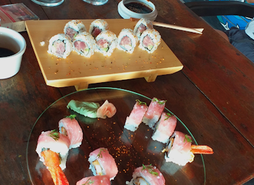 ecuador/northwest-coast/restaurant/resto-bar-la-gondola-on-the-beach