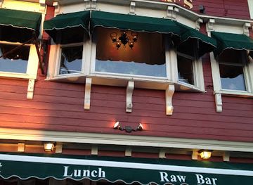 rhode-island/newport-cliff-walk/restaurant/benjamin-s