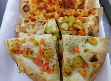 jordan/azraq/restaurant/restaurant-and-store-beit-al-mazyoun