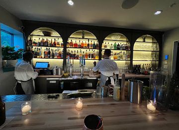 florida/pensacola/restaurant/brother-fox-sister-hen