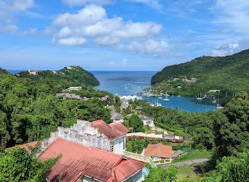 saint-lucia/anse-la-raye-quarter/restaurant/roots-2