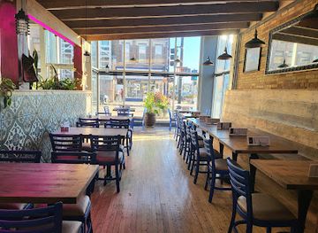 wisconsin/racine/restaurant/kouzena-220