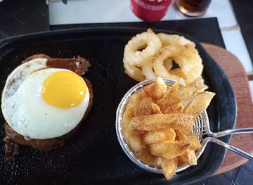 mozambique/vilanculos/restaurant/teka-huko