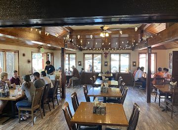 california/mammoth-lakes/restaurant/the-warming-hut