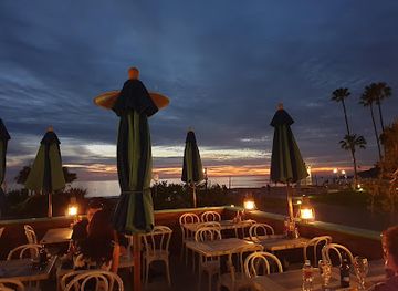 california/laguna-beach/restaurant/the-greeter-s-corner-restaurant