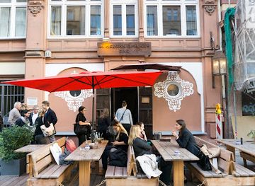 germany/frankfurt/bahnhofsviertel/restaurant/im-herzen-afrikas