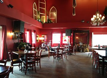 canada/interlake-region/restaurant/lady-of-the-lake