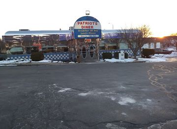 rhode-island/blackstone-river-bikeway/restaurant/patriots-diner