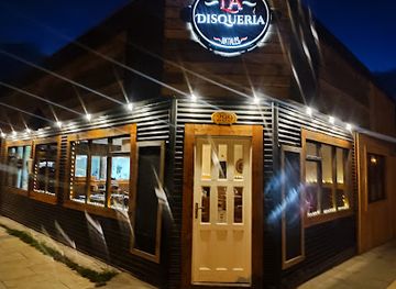 chile/puerto-natales/restaurant/la-disqueria-restaurant