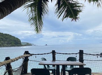american-samoa/leone/restaurant/tisa-s-barefoot-bar