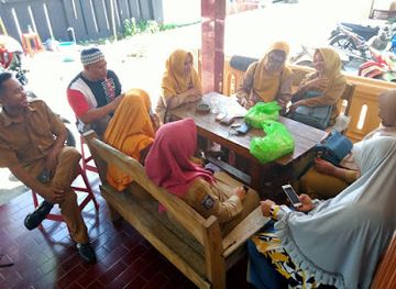 indonesia/pulau-moyo/restaurant/rm-bakul-cobek