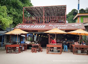 thailand/phi-pan-nam-range/restaurant/jasmin-restaurant