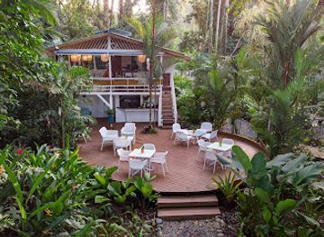 costa-rica/cahuita-national-park/restaurant/da-lime-beach-club-restaurant-at-hotel-aguas-claras