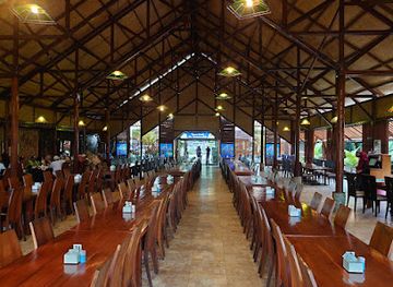 indonesia/yogyakarta/restaurant/gubug-makan-mang-engking-soragan-castle