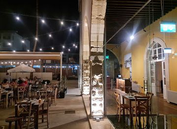 cyprus/larnaca-district/restaurant/to-aithrion