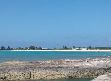 the-bahamas/crooked-island/restaurant/gibson-s-restaurant-2