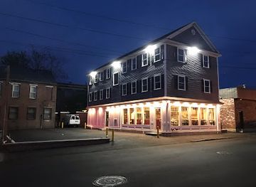 massachusetts/lowell/downtown-lowell/restaurant/romeu-juliett-cafe