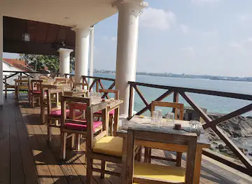 A Minute by Tuk Tuk Restaurant