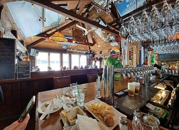 new-york/whiteface-mountain/restaurant/the-cottage-at-mirror-lake-inn