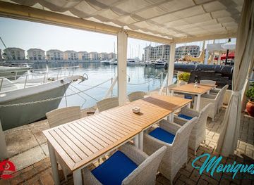 gibraltar/rosia-bay/restaurant/moniques-bistro-cafe