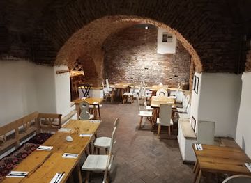 romania/dobruja/restaurant/lacrimi-si-sfinti