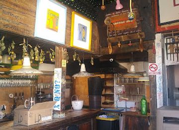 guatemala/central-highlands/restaurant/por-que-no-cafe