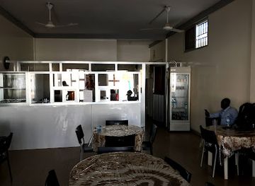 the-gambia/kiang-west-national-park/restaurant/jankey-jobe-s-memorial-restaurant