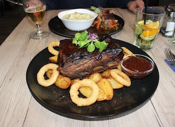 hungary/sopron-region/restaurant/kiss-etterem