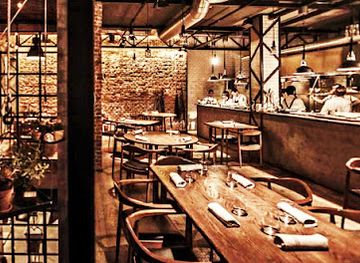 spain/madrid/restaurant/dstage