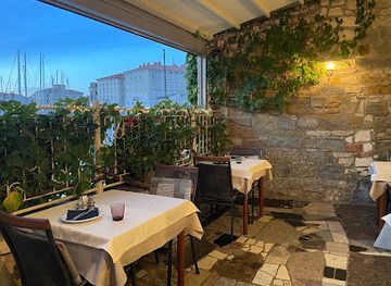 slovenia/piran/restaurant/pirat-piran