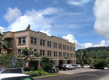Island Palms Hotel & Restaurant