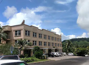 Island Palms Hotel & Restaurant