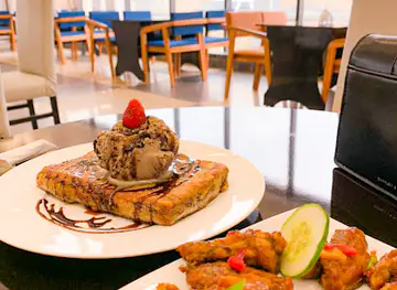 Sweet November Bistro