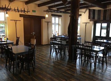 poland/białowieża-forest/restaurant/babushka-bistro