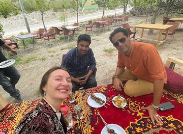 pakistan/northern-areas/restaurant/little-pleasure-restaurant