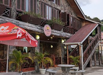saint-vincent-and-the-grenadines/barrouallie/restaurant/buccaneers