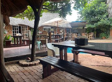 zimbabwe/mashonaland-central/restaurant/mozambik-honeybear-greystone-park