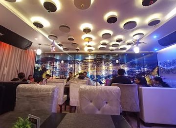 india/kutch/restaurant/moon-light-restaura