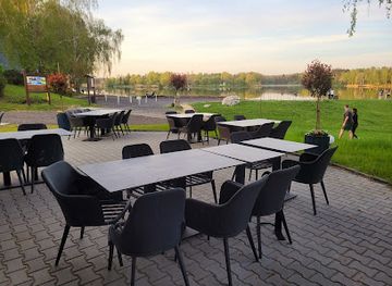 hungary/zalaegerszeg/restaurant/feher-hattyu