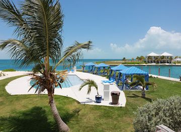 the-bahamas/eleuthera-island/restaurant/harbour-pointe