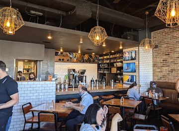 texas/el-paso/restaurant/crave-kitchen-bar