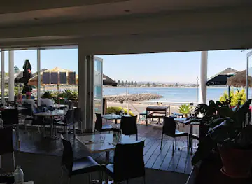 Whalers Seaside Dining